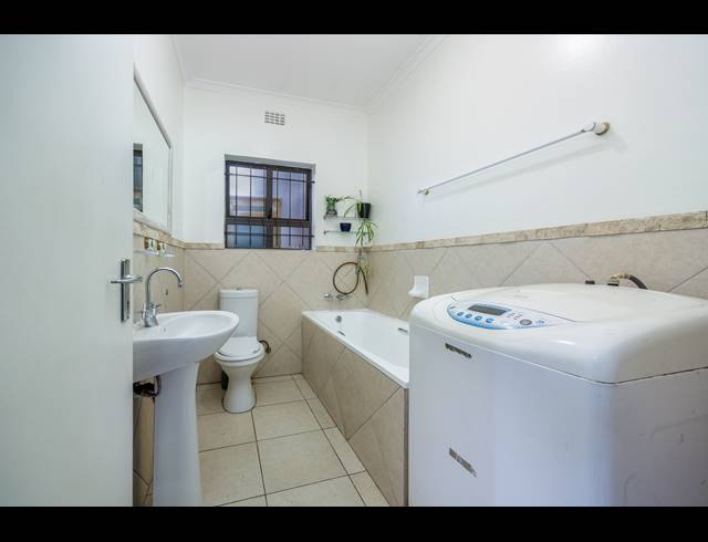 3 BEDROOM HOUSE FOR SALE IN JAKARANDAS